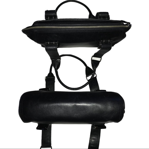 Charles David Small Handbag - Picture 10 of 10